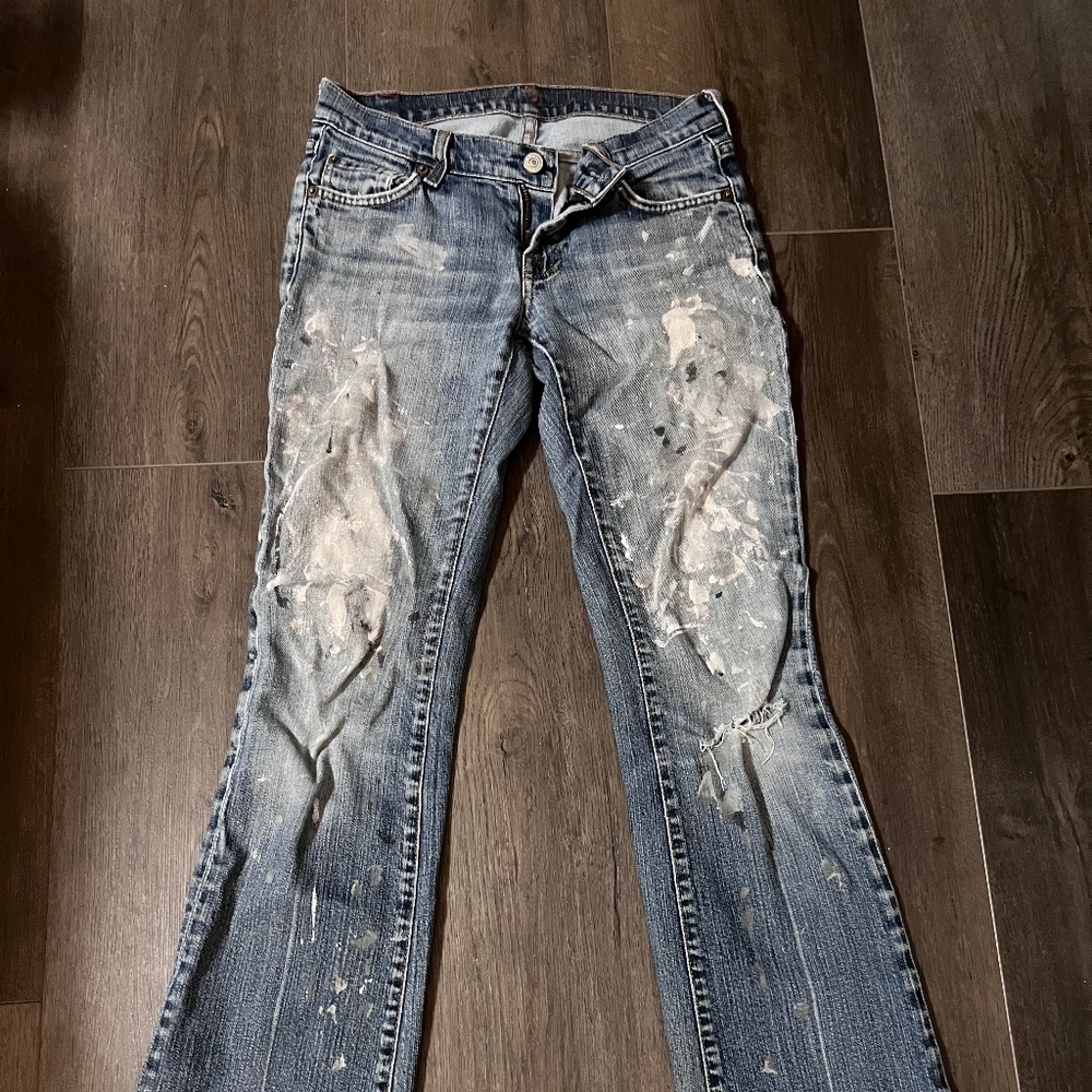 Seven Jeans Sz 25 - - Distressed